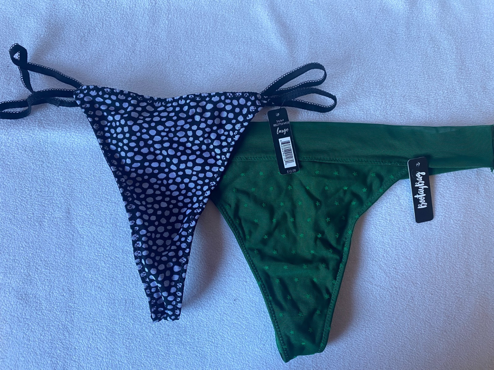 Bootay Bag 2 Pair Thong Panty Size Large NWT Black Dots and Green