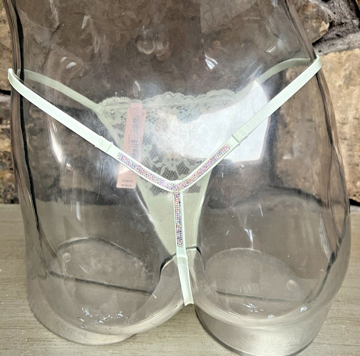Victoria’s Secret DREAM ANGELS Twinkle Shine Strap V-STRING Panty Sz M MINT NWT
