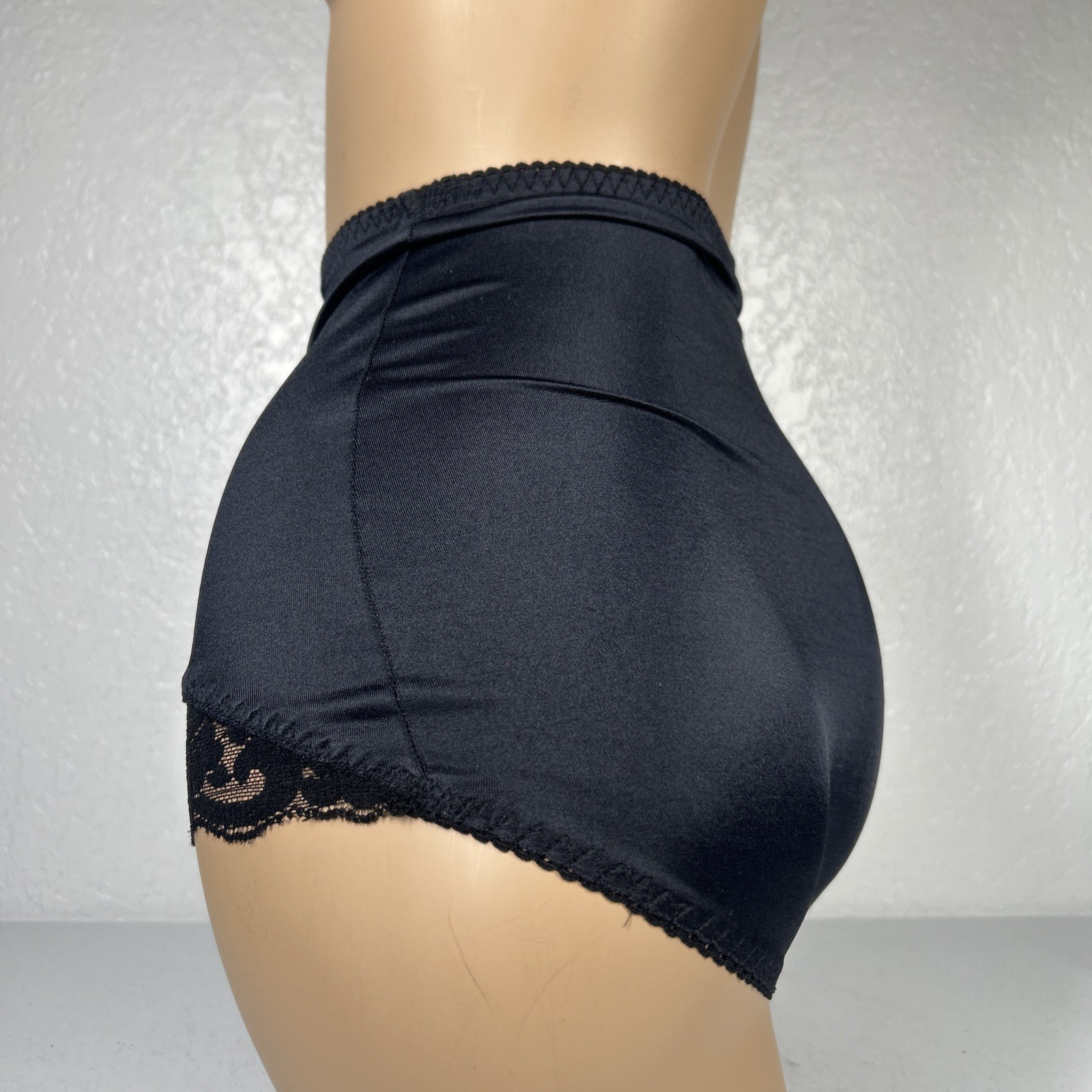 Rago Light Shaping Panty Brief Women’s Size 2X/34 Black Style 919 Floral NWT