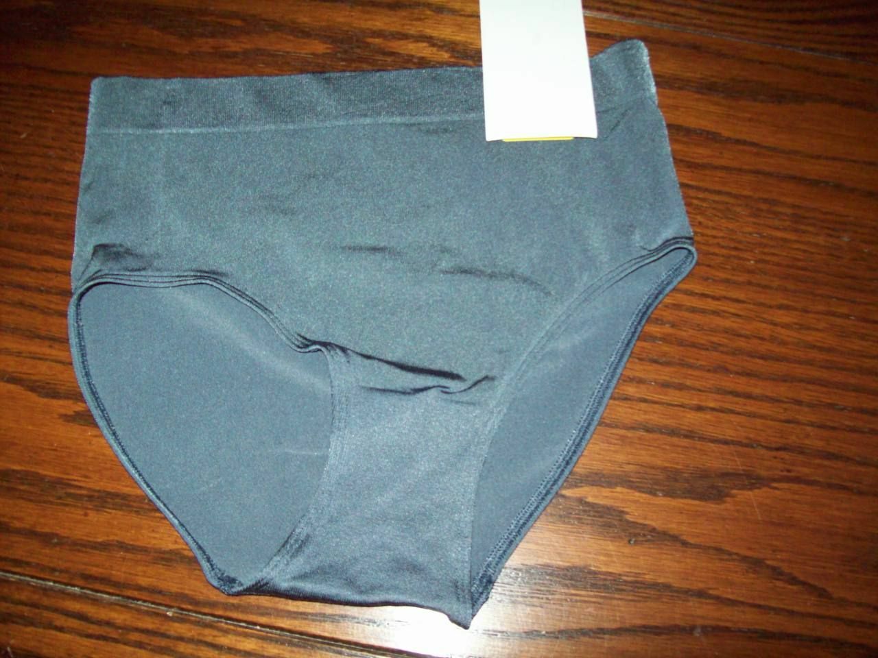 NWT WACOAL B-SMOOTH NYLON/SPANDEX FULL BRIEF PANTIES ROUCHED 838175 494 grey M