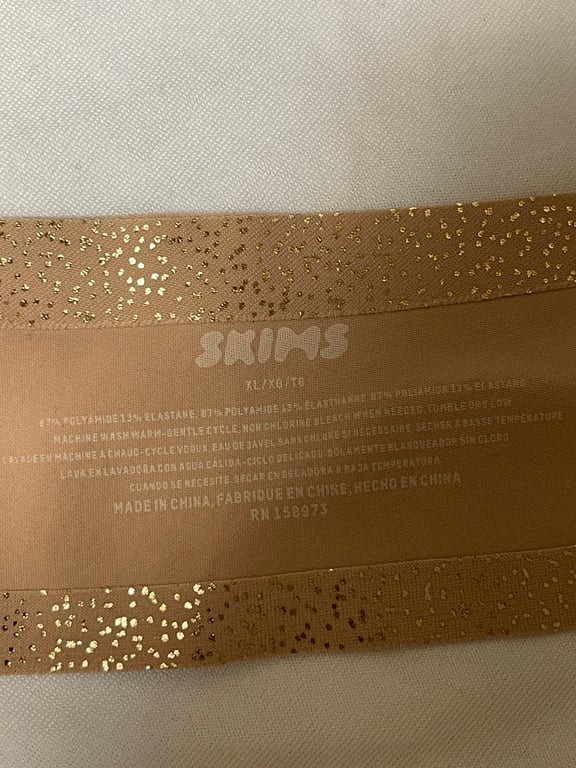 Free Cut Dipped Thong – Clay Foil XL B51