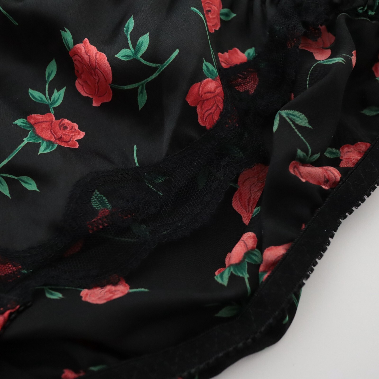2 NEW VTG 90s Y2K Floral Polyester Satin String Bikini Panty Lot MEDIUM