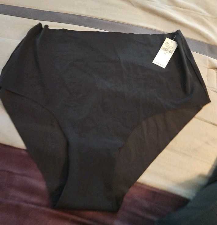 Old Navy Soft Knit No Show Brief Underwear High Rise Smth Stretch Womens 2X, 3pr