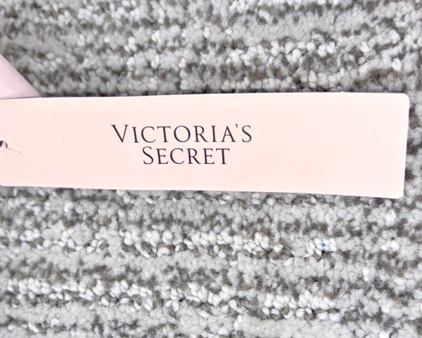 Victoria’s Secret Very Sexy NWT Medium Black Strappy Leopard Print Thong Panty