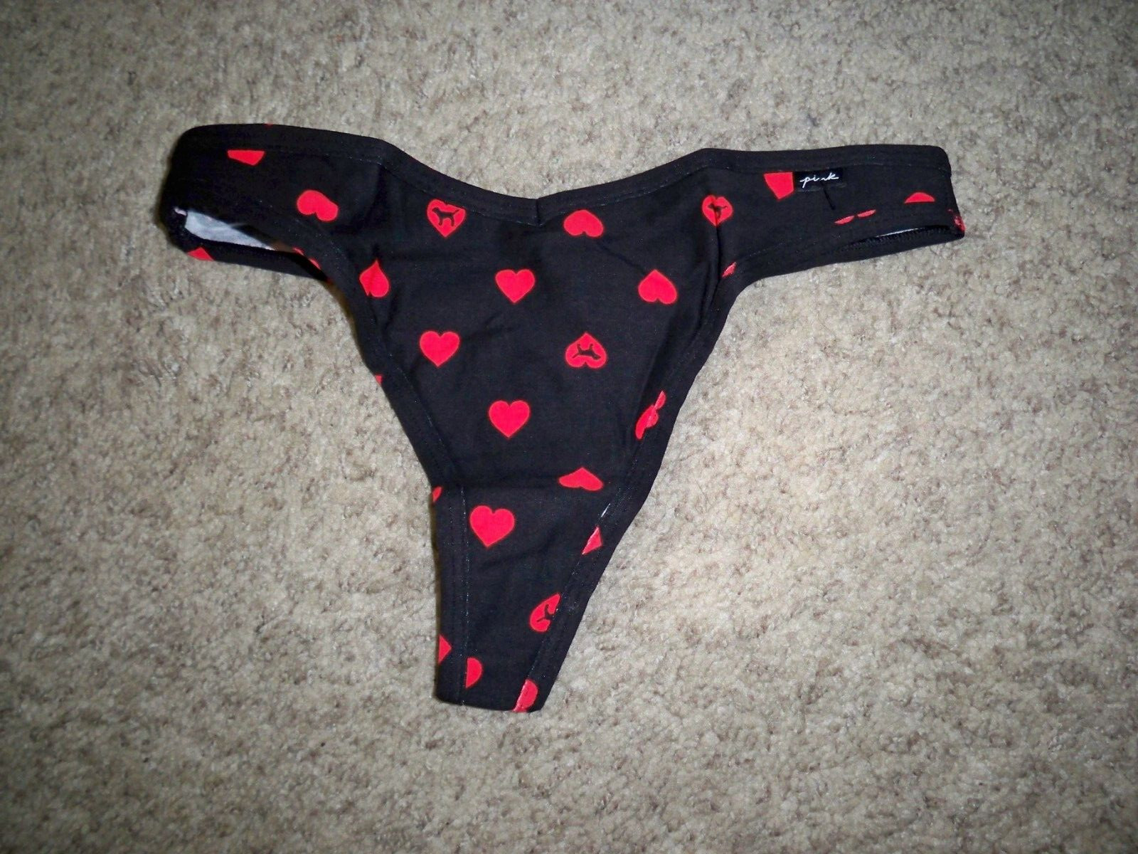 VICTORIAS SECRET VALENTINES THONG BLACK WITH RED HEARTS MEDIUM NEW