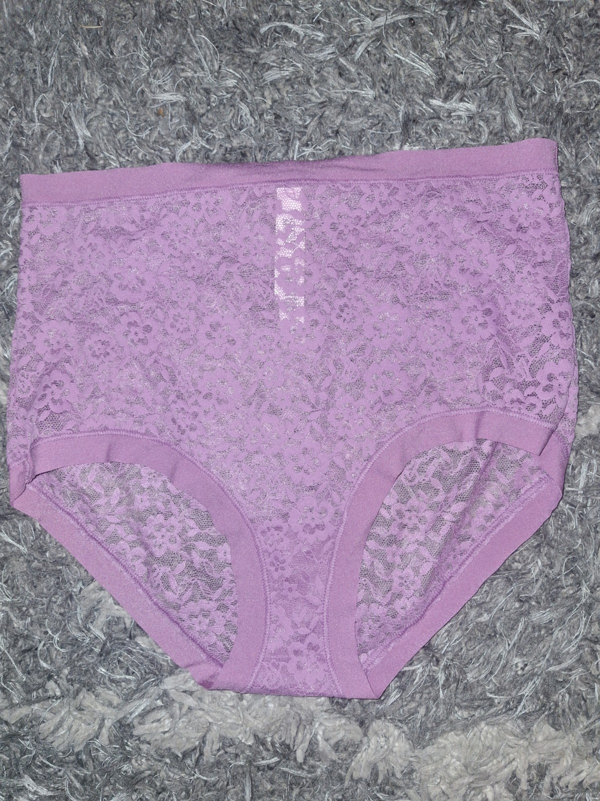 NeW Vs no show Floral Logo Lace brief Panty Size Medium Dusty Mauve