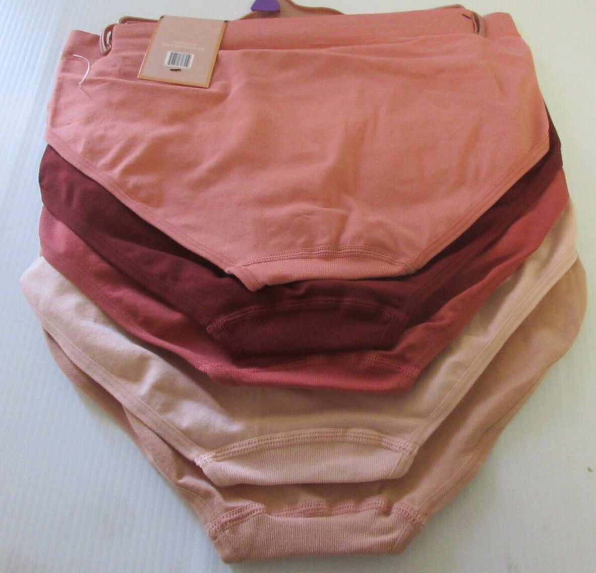 Icy Hot 4 Pack Seamless v- Cut Hipster Women’s Underwear Pack Size L