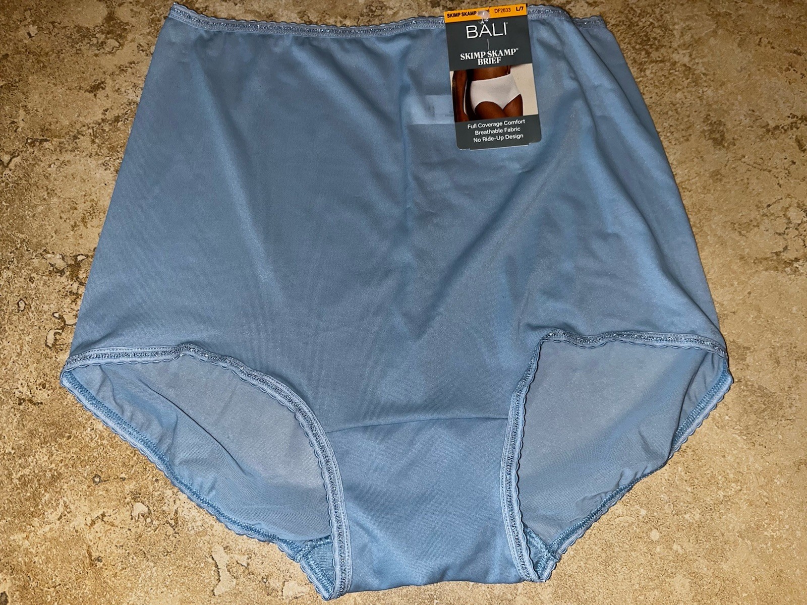NWT BALI Skimp Skamp Brief Panty Large 7 2633