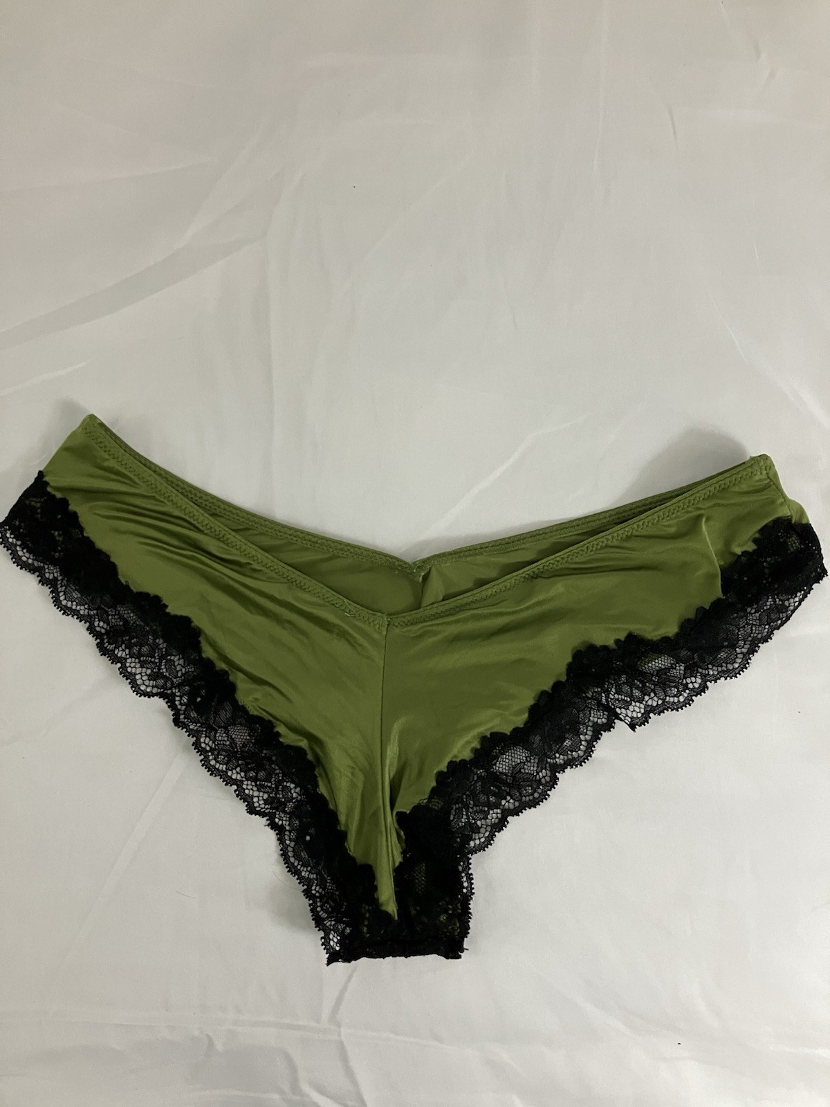 Victoria’s Secret vintage Satin & Lace High Leg Cheeky Panty GREEN Sz M NWT