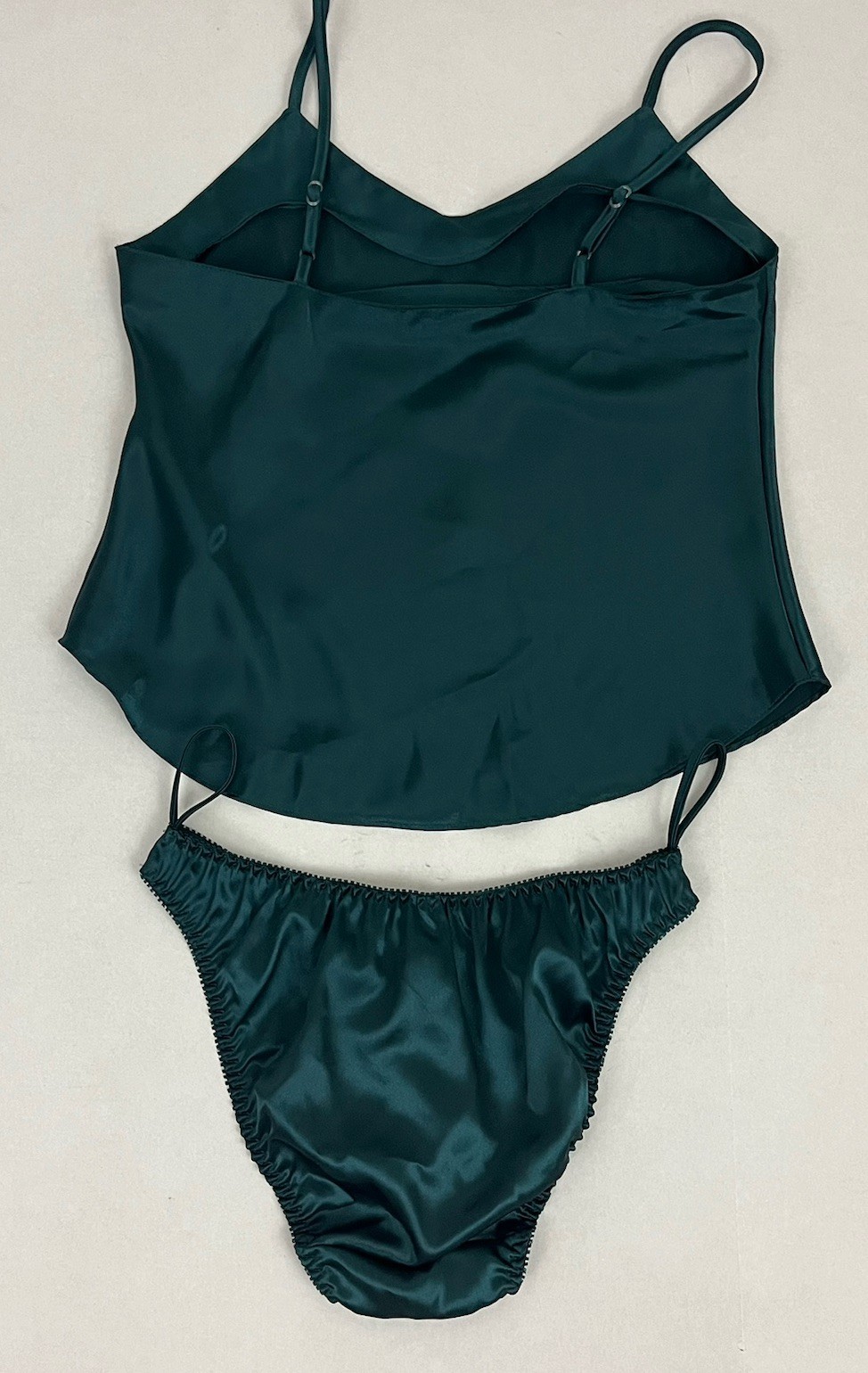 Vintage JC Penney Women’s S Satin Bikini Panty & Camisole Set Shiny Green NWT