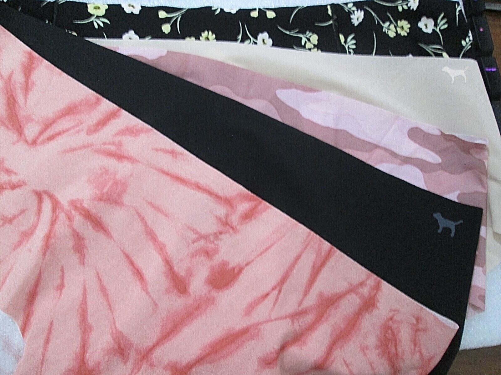 🎀New w/tag💙Victoria’s Secret💲Discounts on 2+💲Hiphugger💙Size S,M,L,XL🎀