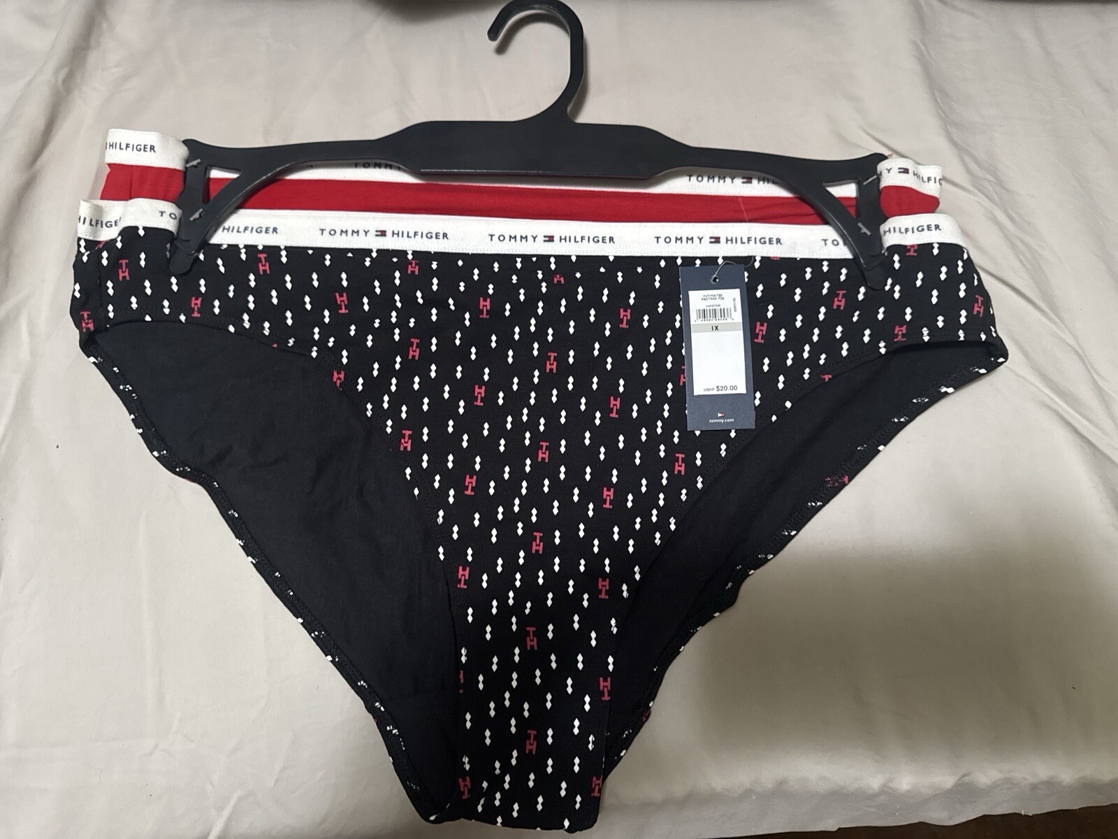 ~NWT~ Tommy Hilfiger 2 Pair Women’s Hipster Underwear Panties -SZ 1X