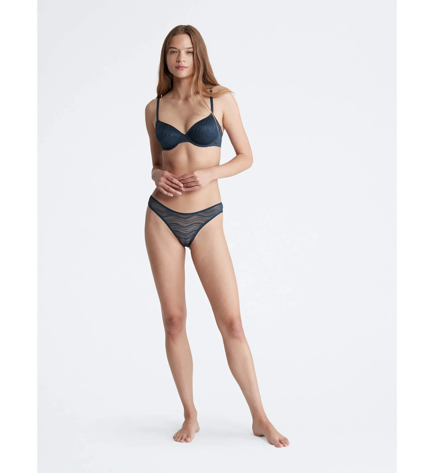 === Calvin Klein Size (LARGE) ALLOVER LACE BIKINI QD3972-410