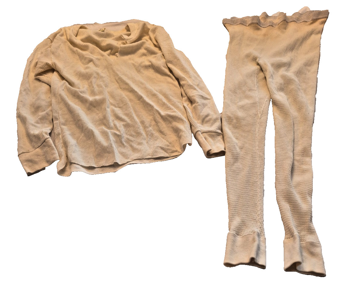 WOMENS SIZE MEDIUM 65 COTTON/35 POLY THERMAL LONG UNDERWEAR SET TOPS & BOTTOMS