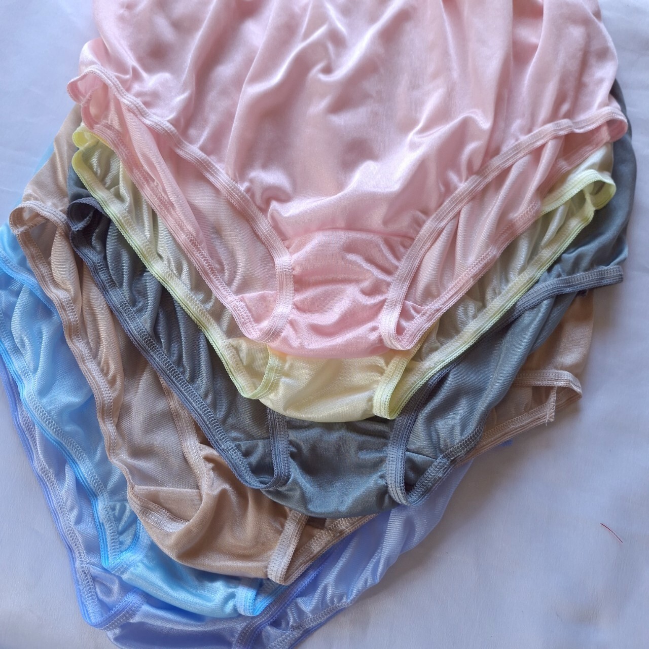 5 Large Underwear Soft Silky Nylon Smooth Briefs Woman Man High Waist 42″-50″