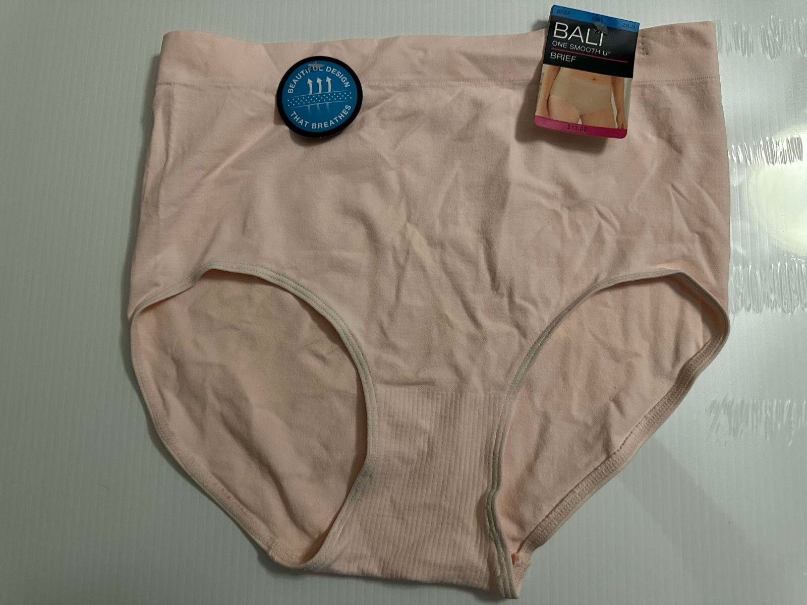 Bali ‘One Smooth U’ Brief Panties 2361 Pink 2XL/9 NWT