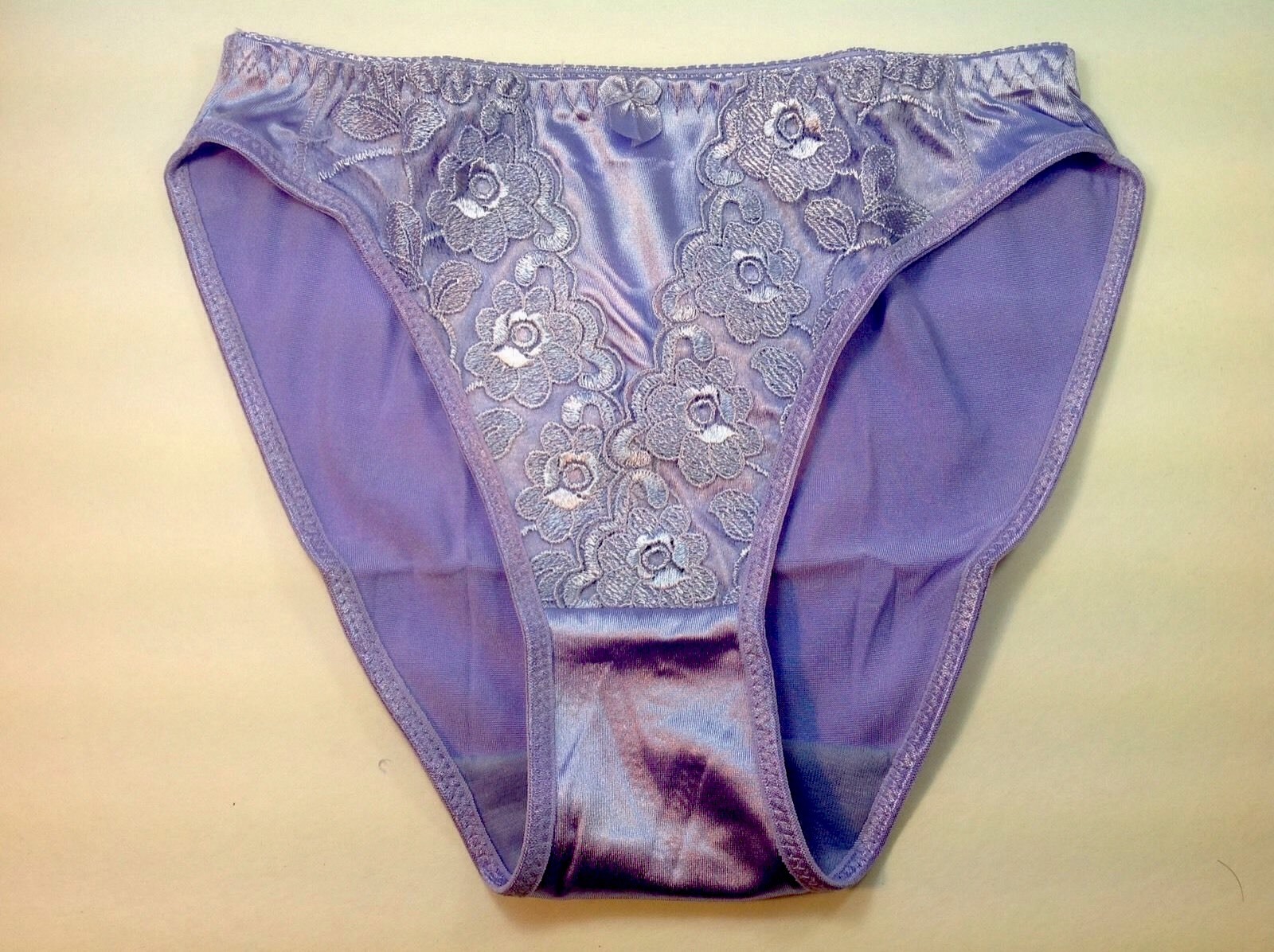 Women Panties,Bikinis “Eva Cervantes” Size S. Lavender Satin Floral W/decoration