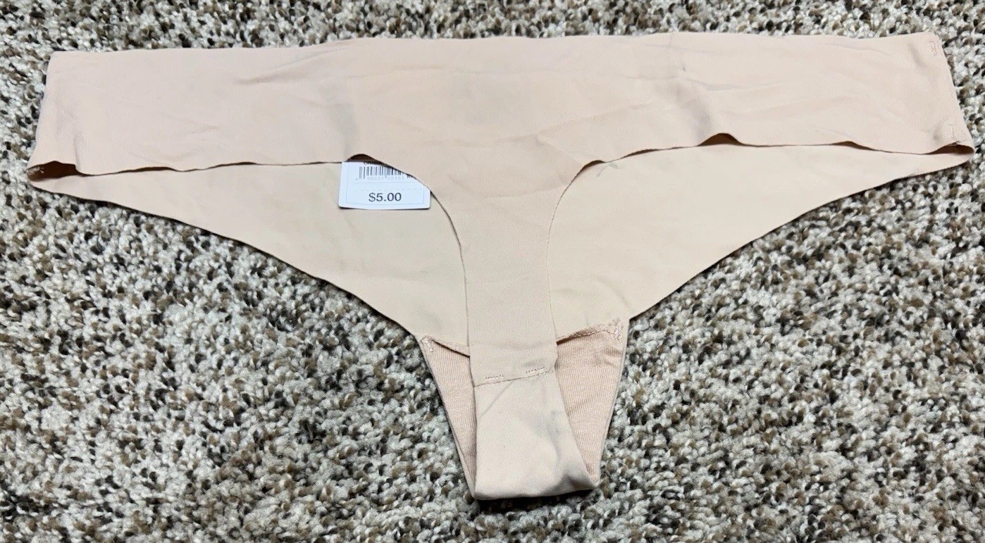 Auden Beige Invisible Edge Thong. Size: Medium (8-10).