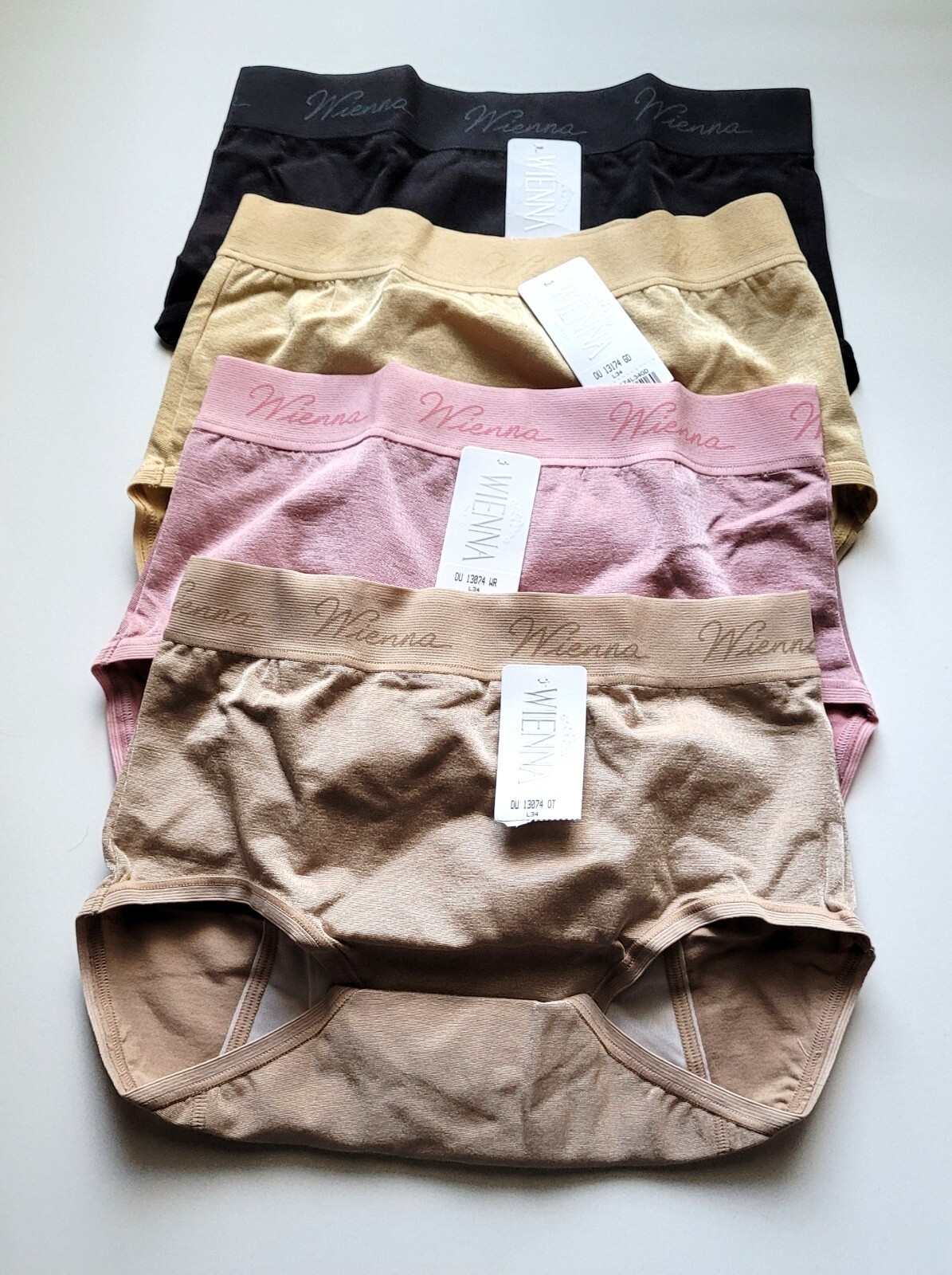 New with Tag 4pc-NightTime Weinna Period Underwear Assorted Colors Size Large