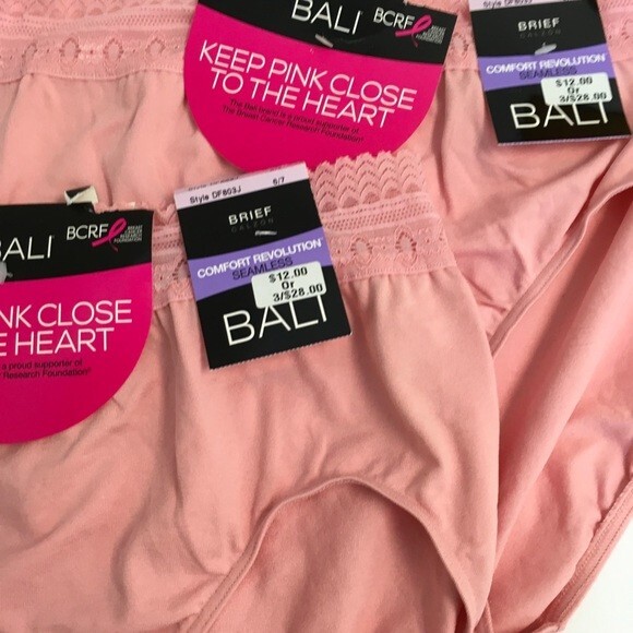 BALI Comfort Revolution Microfiber Hi Cut Brief Panties Sz 6/7 Wide Lace Pink