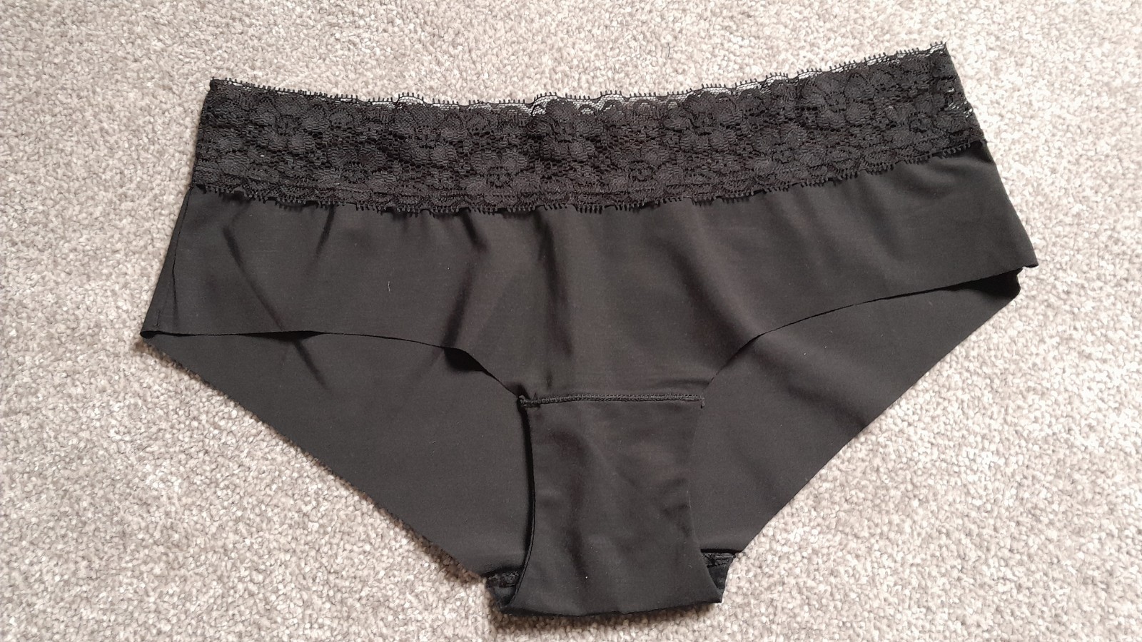 New/Tagged 4 Pairs Ladies NVPL Briefs, Black by F & F, Size M & 12