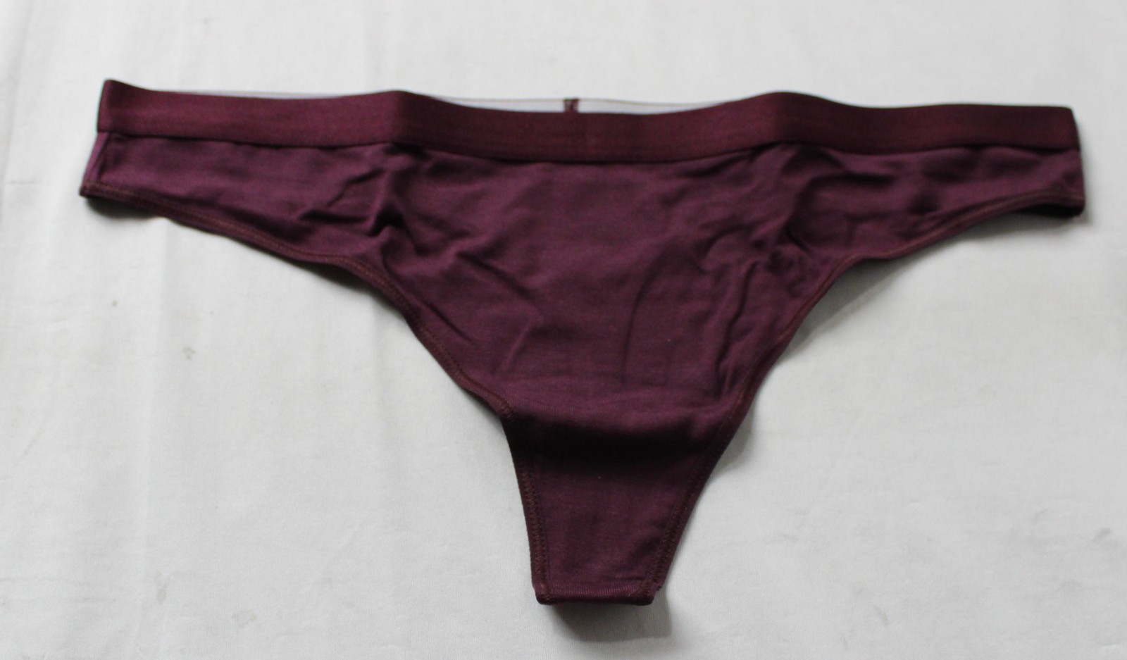 Quince Women’s 6-Pack Ultra-Soft Micromodal Thong DH3 Syrah Medium NWT