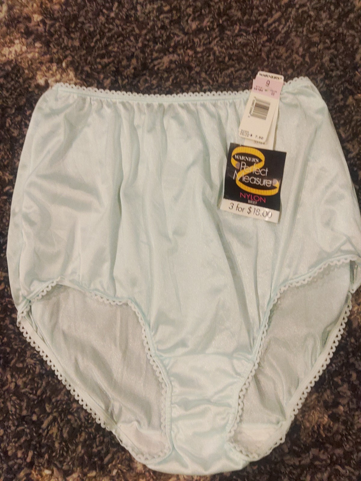 VTG Warner’s Perfect Measures 100% Nylon W/ Lace Soft Silky Panties Sz 9