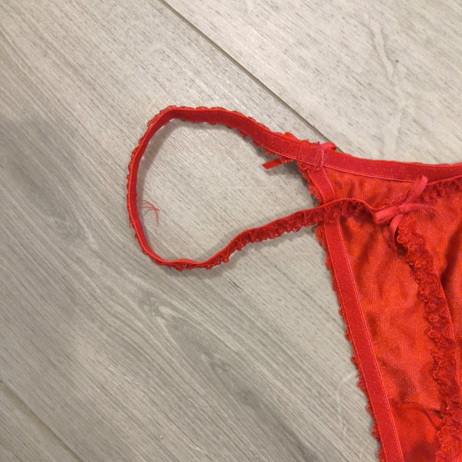 BNWOT Vintage Ann Summers Red Lace Entice G String Thong Size Small