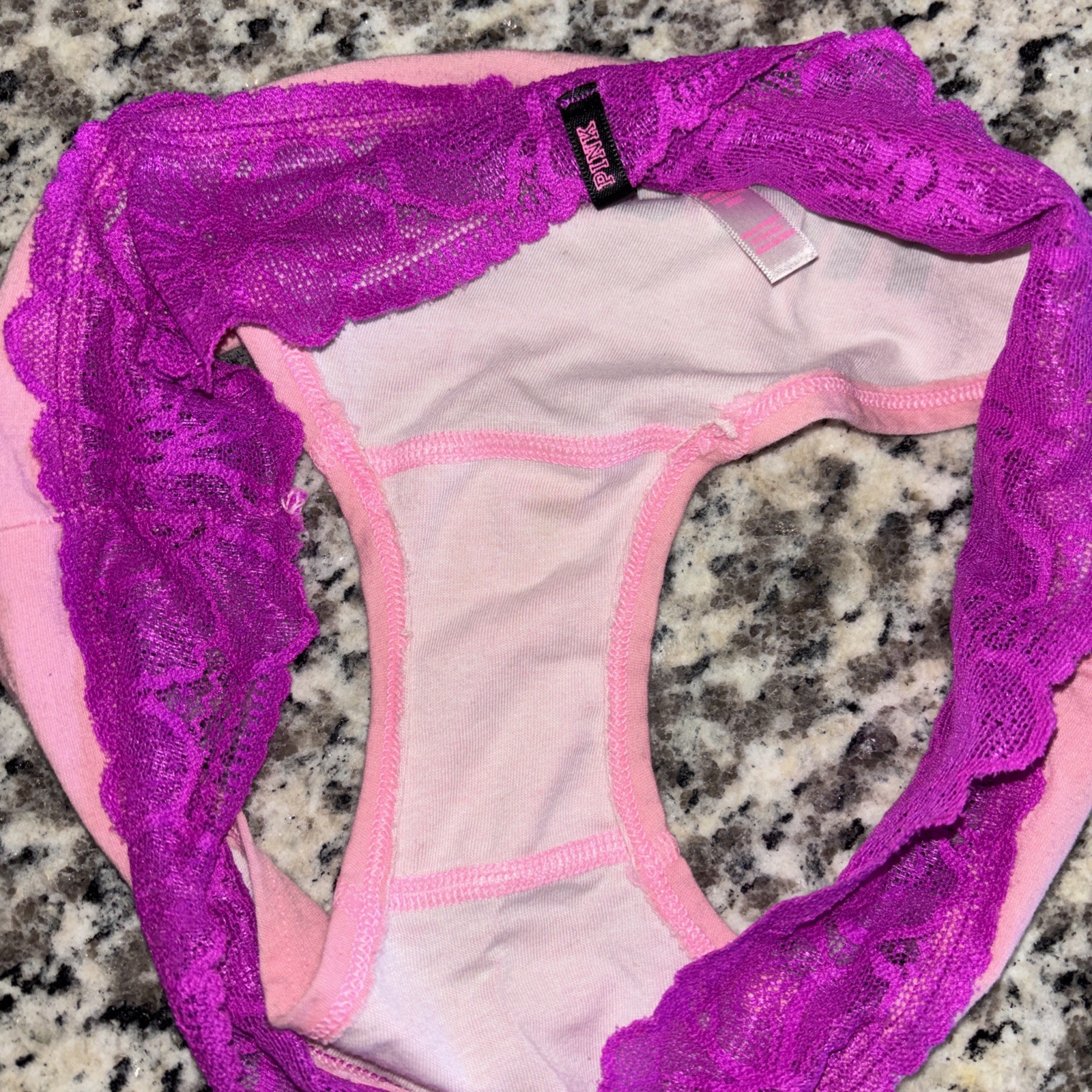 VS PINK VINTAGE Y2K LIMITED EDITION LACE TRIM PANTY S