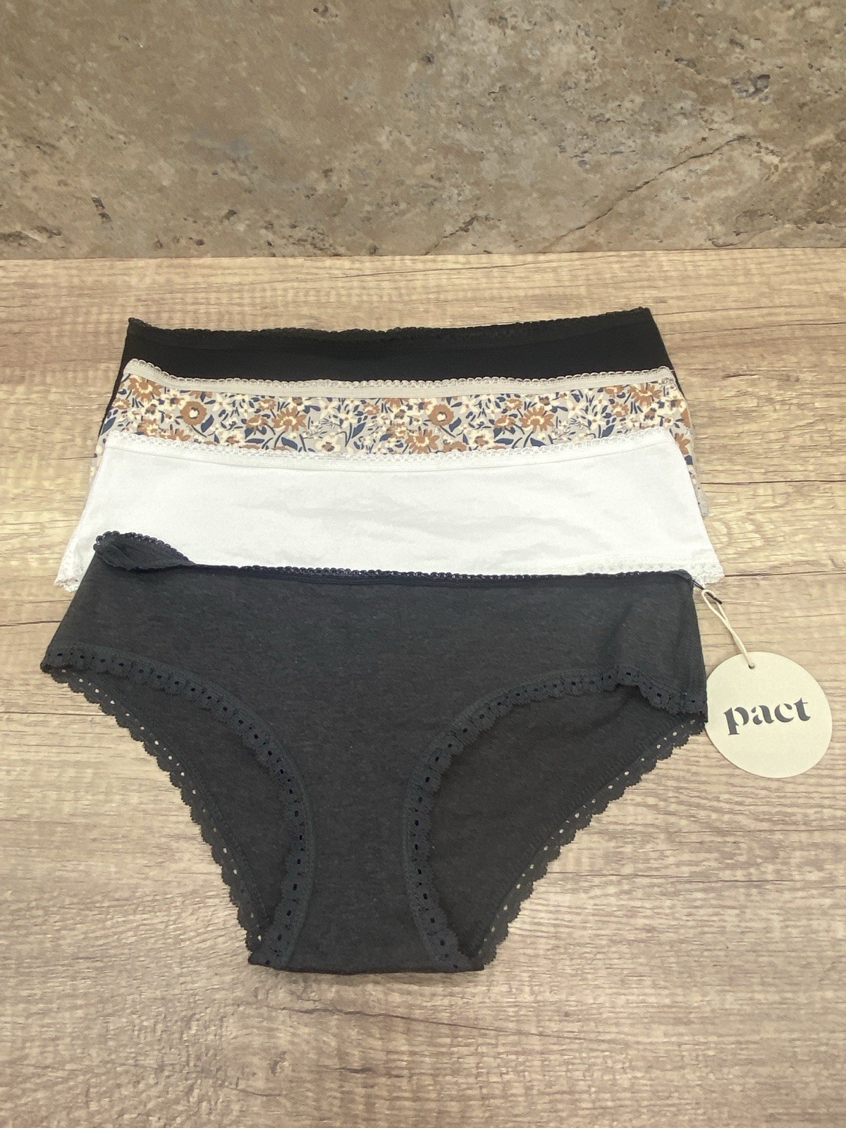 Pact Organic Cotton Boyshorts Briefs 4 Pack Women’s Size S Color Mix