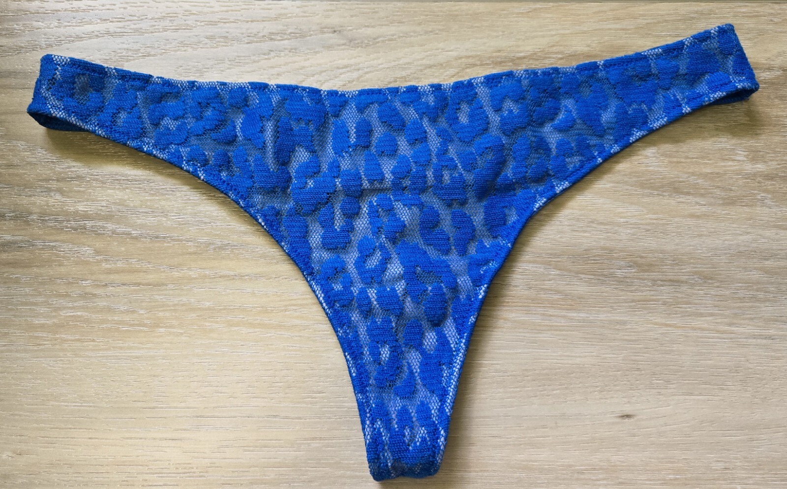 Vintage Victoria’s Secret Blue Animal Lined Mesh Lace Thong Tanga Panties S
