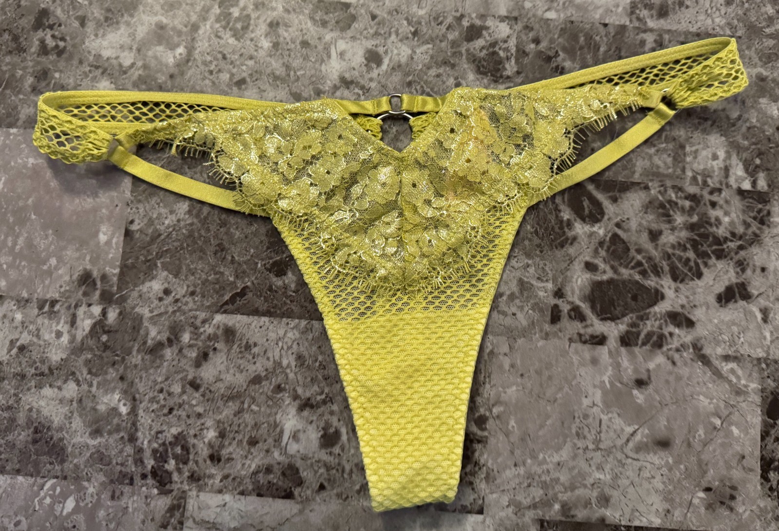 NWT VICTORIA’S SECRET SMALL CITRON FISHNET SHINE LACE STRAPPY RARE THONG PANTIES