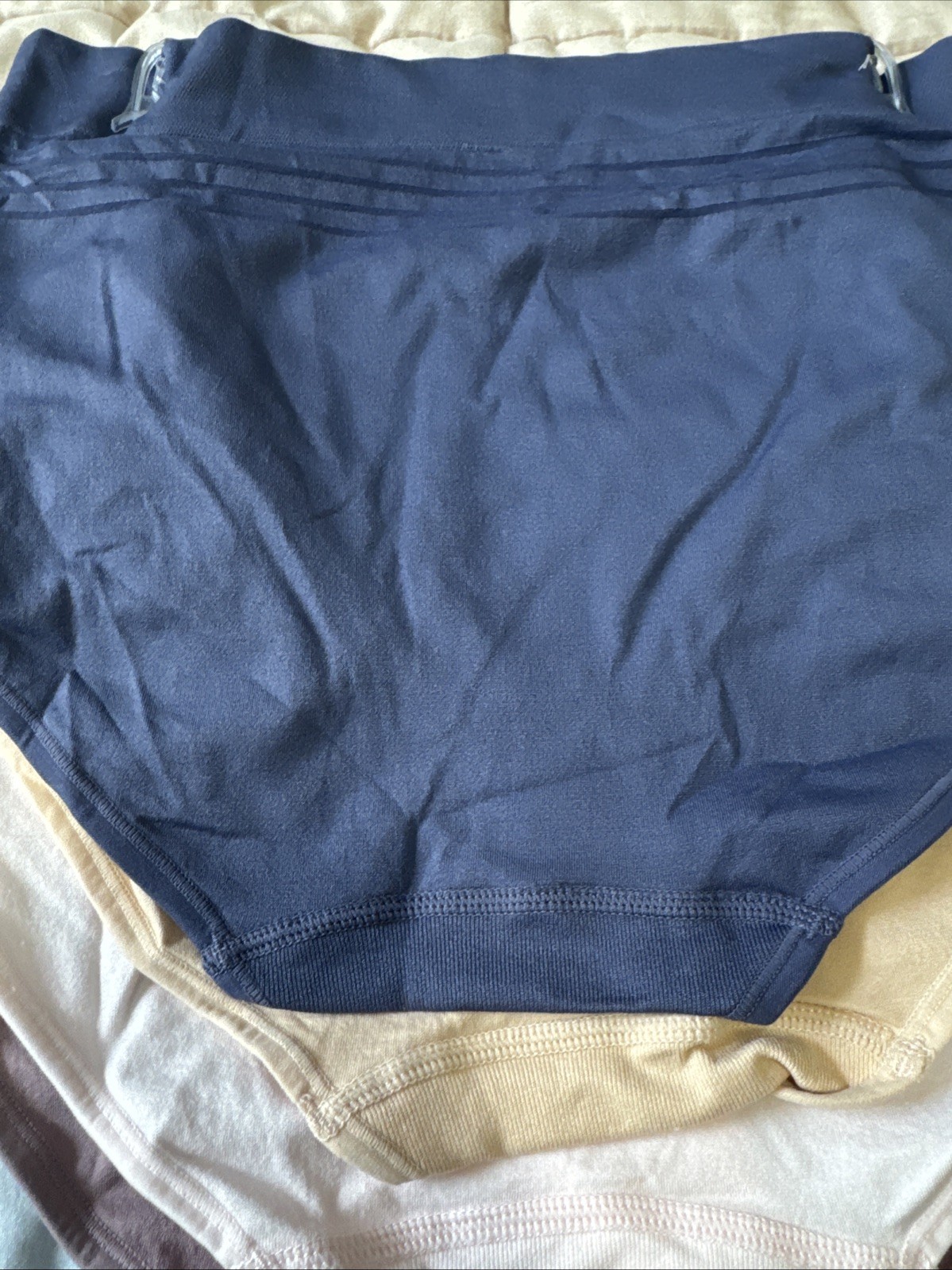 NWT Yummie Heather Thomson 5-Pk Seamless Briefs Panties Size Medium