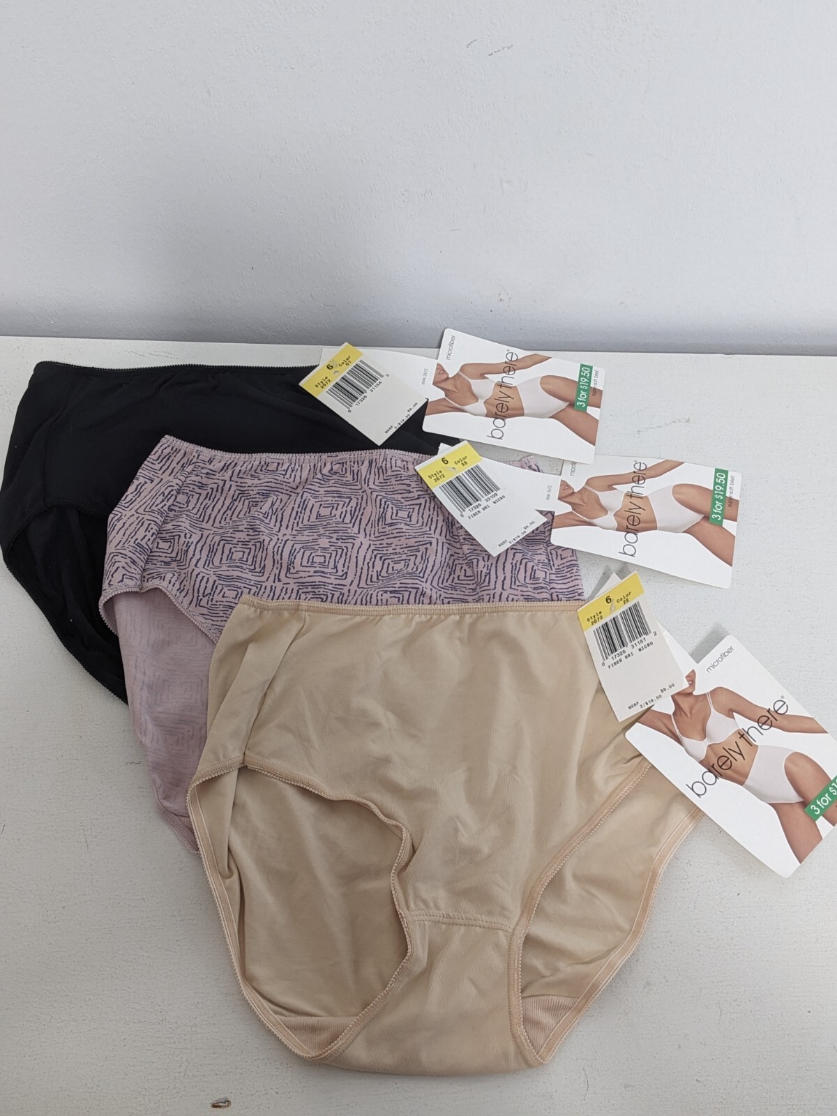 NWT Vtg Y2K 2001 Lot Of 3 Barely There Microfiber Super-Soft Briefs Size 6