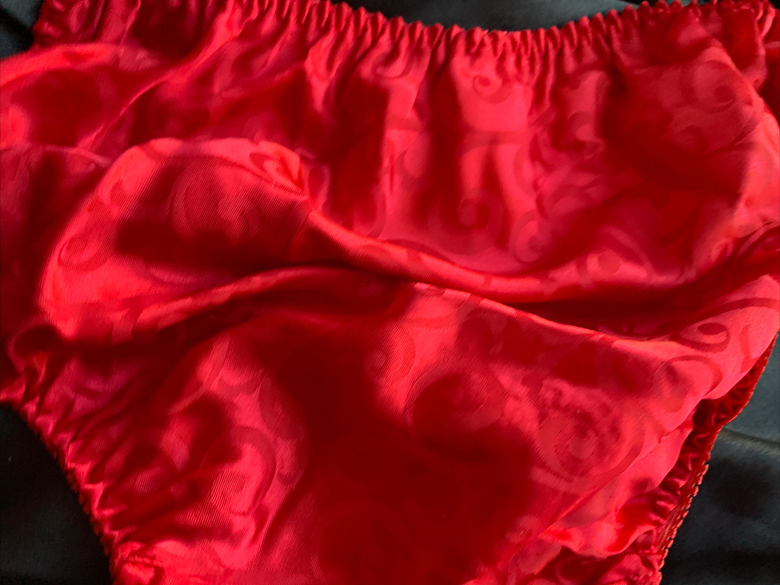 NWT VTG 100% Polyester Satin String Bikini Lace Panties SZ S Red