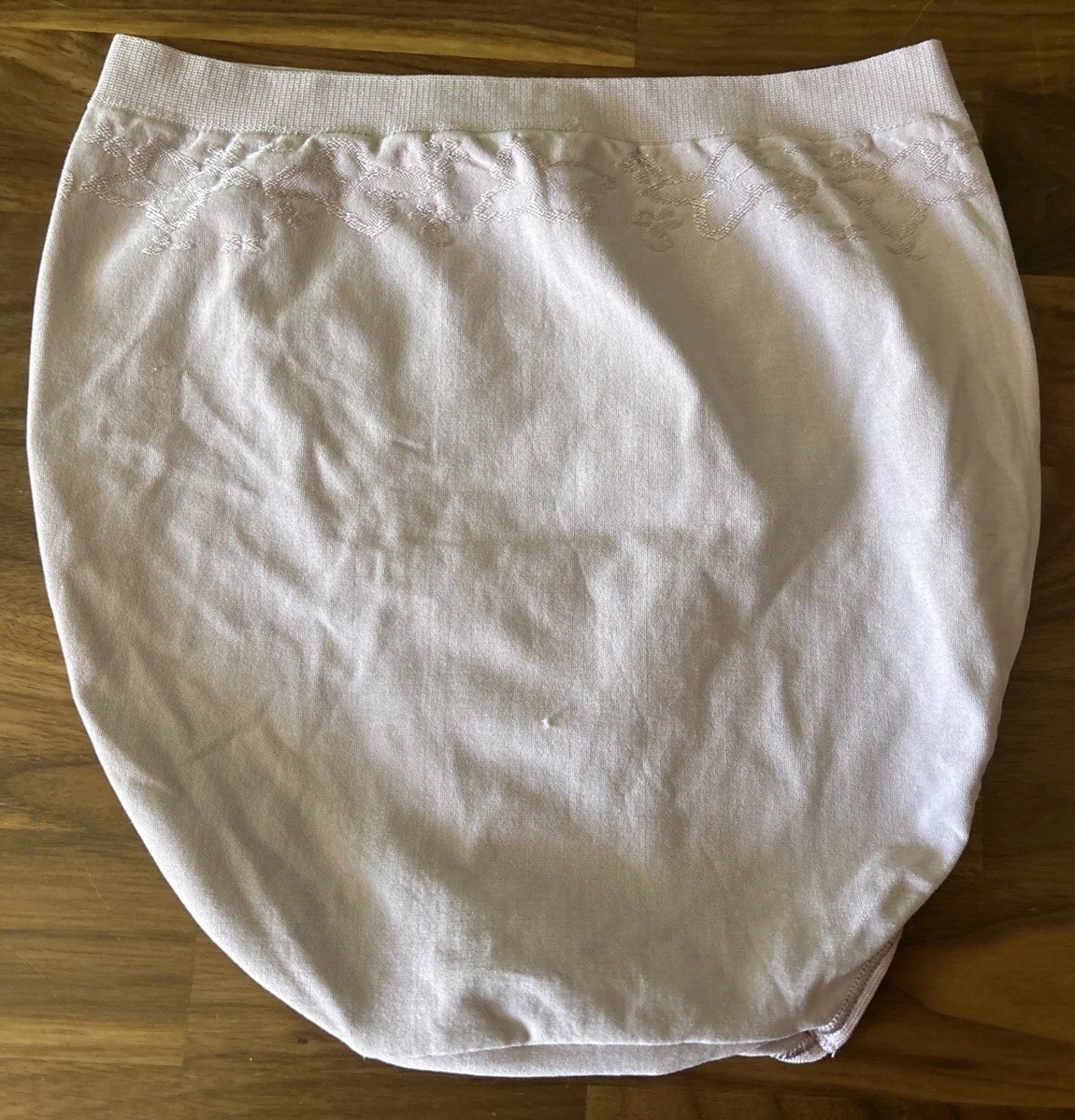 BARELY THERE MICROFIBER DIAMOND HI-CUT PANTIES 2503 Size Large Dusty Rose