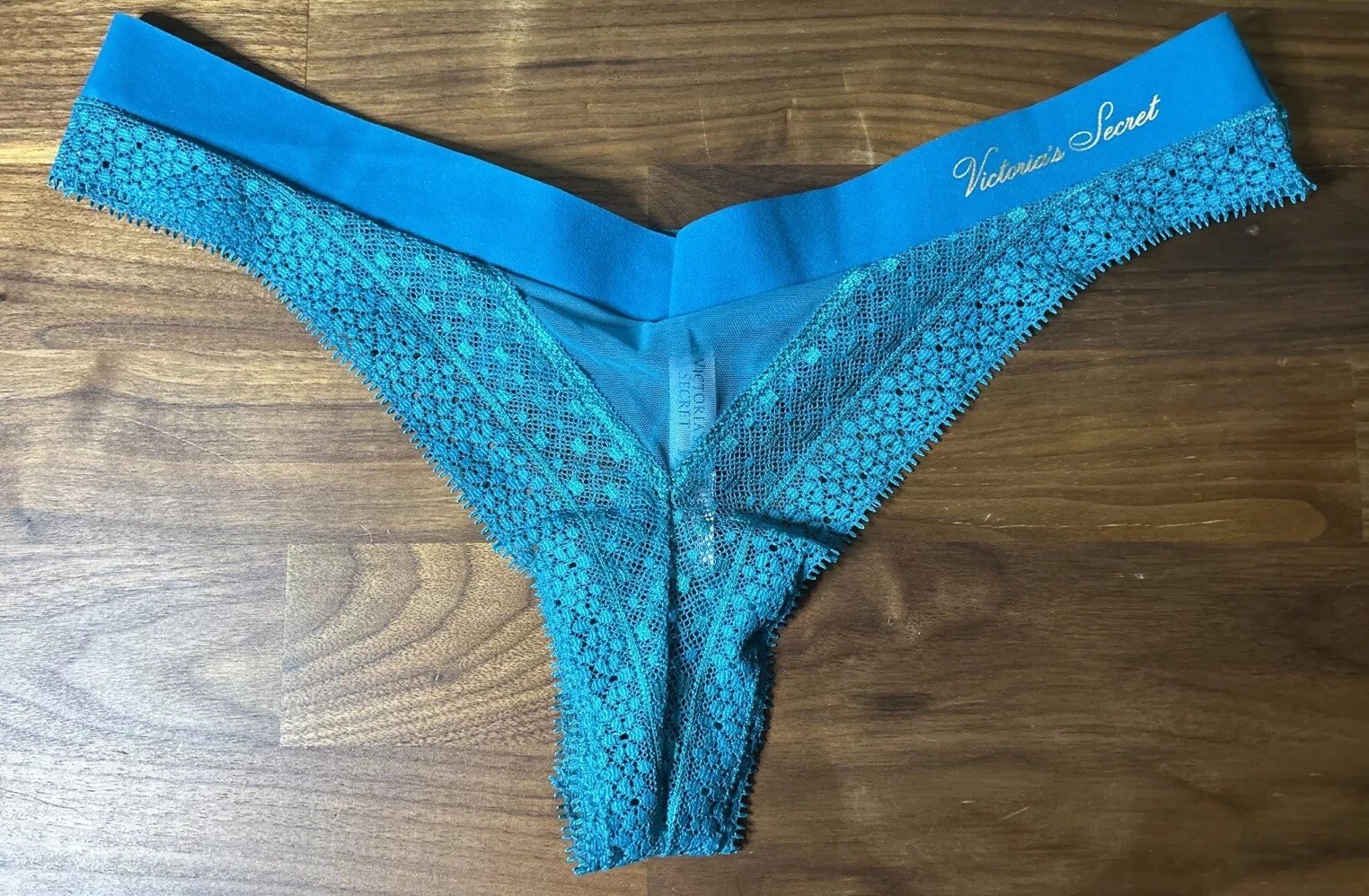 VICTORIA SECRET INCREDIBLE BY VICTORIA Thong Panties Blue Lace Mesh HOT Medium