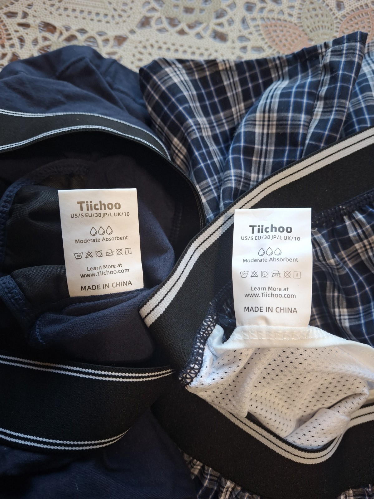 A Set of 5 Tiichoo Size S Underwear