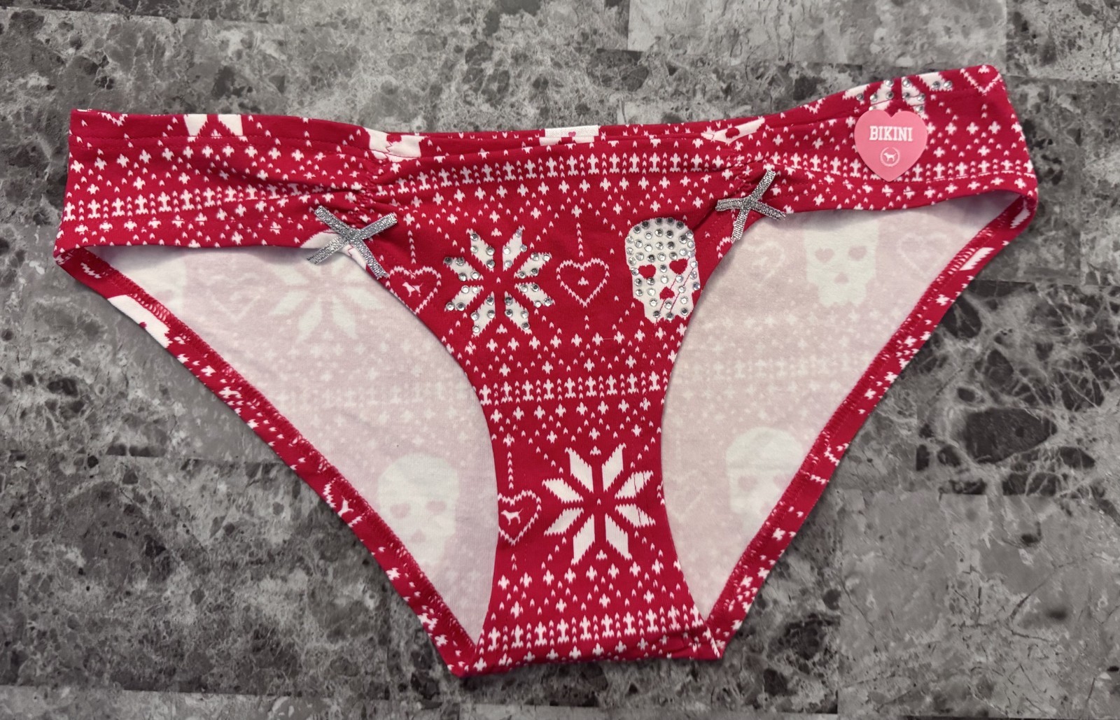 NWT VICTORIA’S SECRET PINK SMALL SKULL RUCHED VINTAGE RARE CHEEKY BIKINI PANTIES