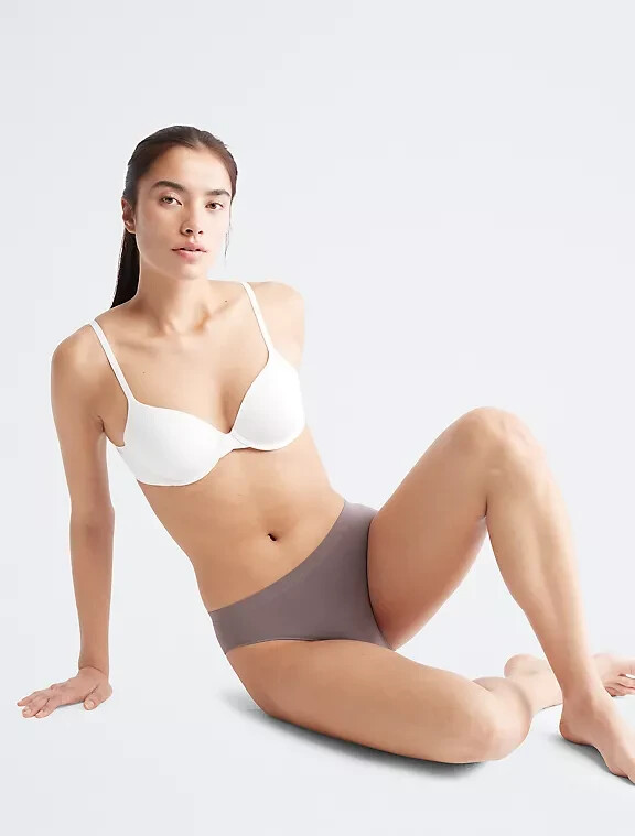 === Calvin Klein Women’s (LARGE) Bonded Flex TANGA QD3959-030