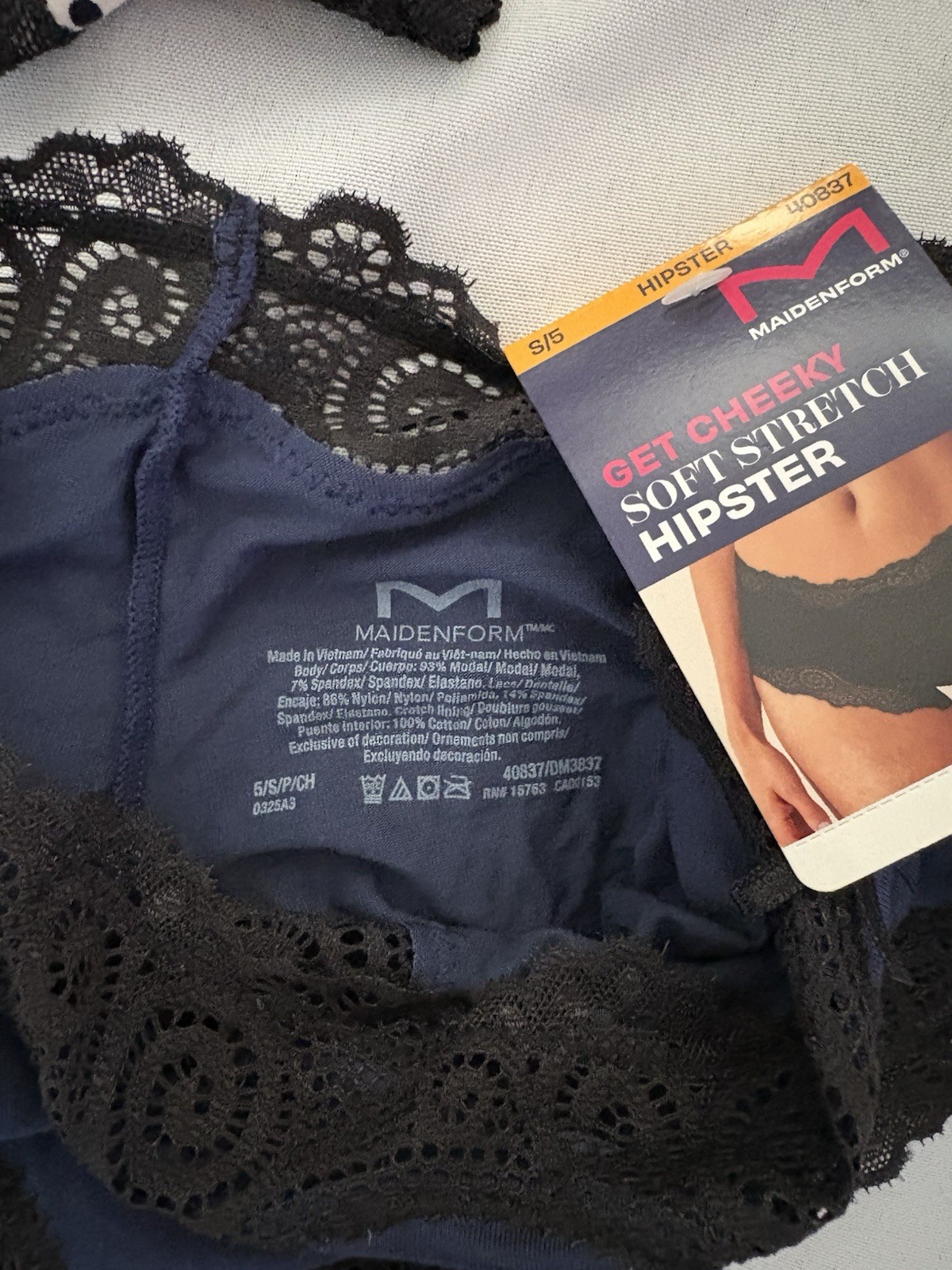 NEW MAIDENFORM PANTY Get Cheeky Hipster Soft 40823 Lace Women Size Small 2 Pair