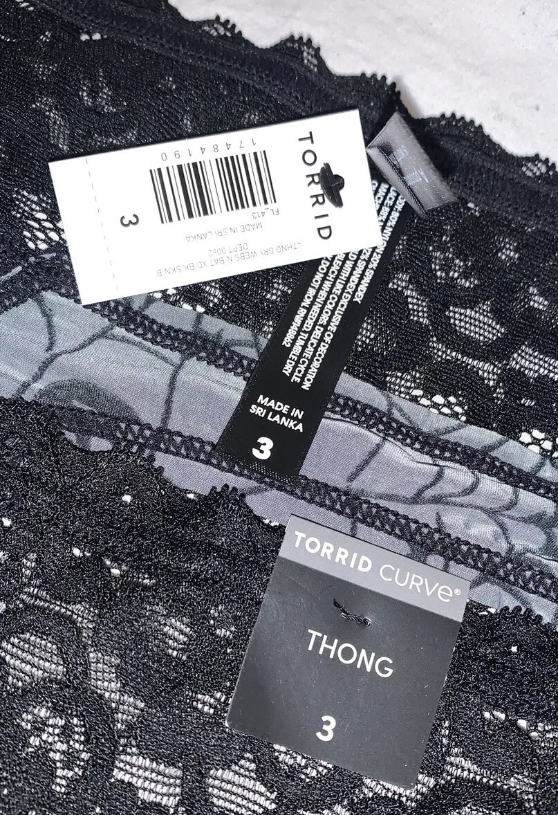 Torrid Second Skin Mid Rise Lace Trim Thong Panties Black Bats Halloween 3X NWT