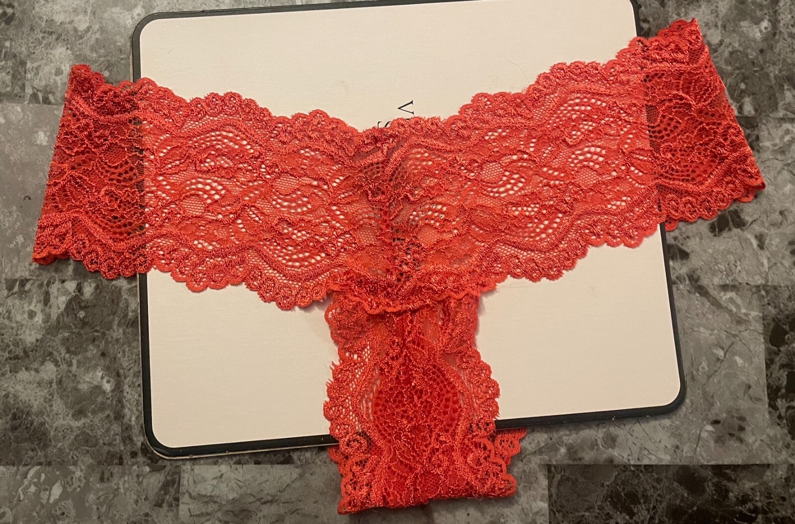 VICTORIA’S SECRET XS ORANGE LACE PURPLE BOW VINTAGE RARE CHEEKY THONG PANTIES
