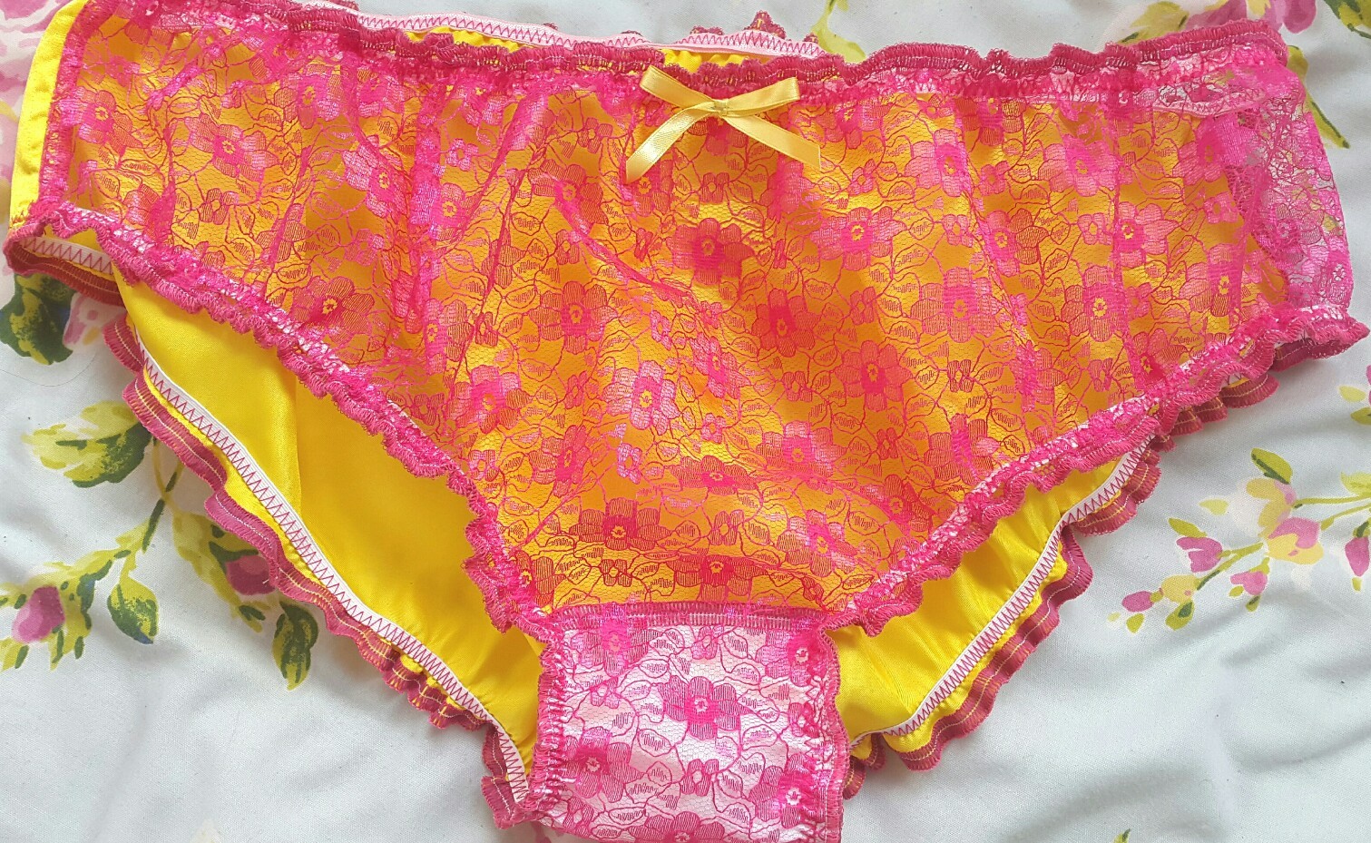 🌸Made to order 2-Tone lace & satin SISSY” Knickers..any size..any colour… 🌸