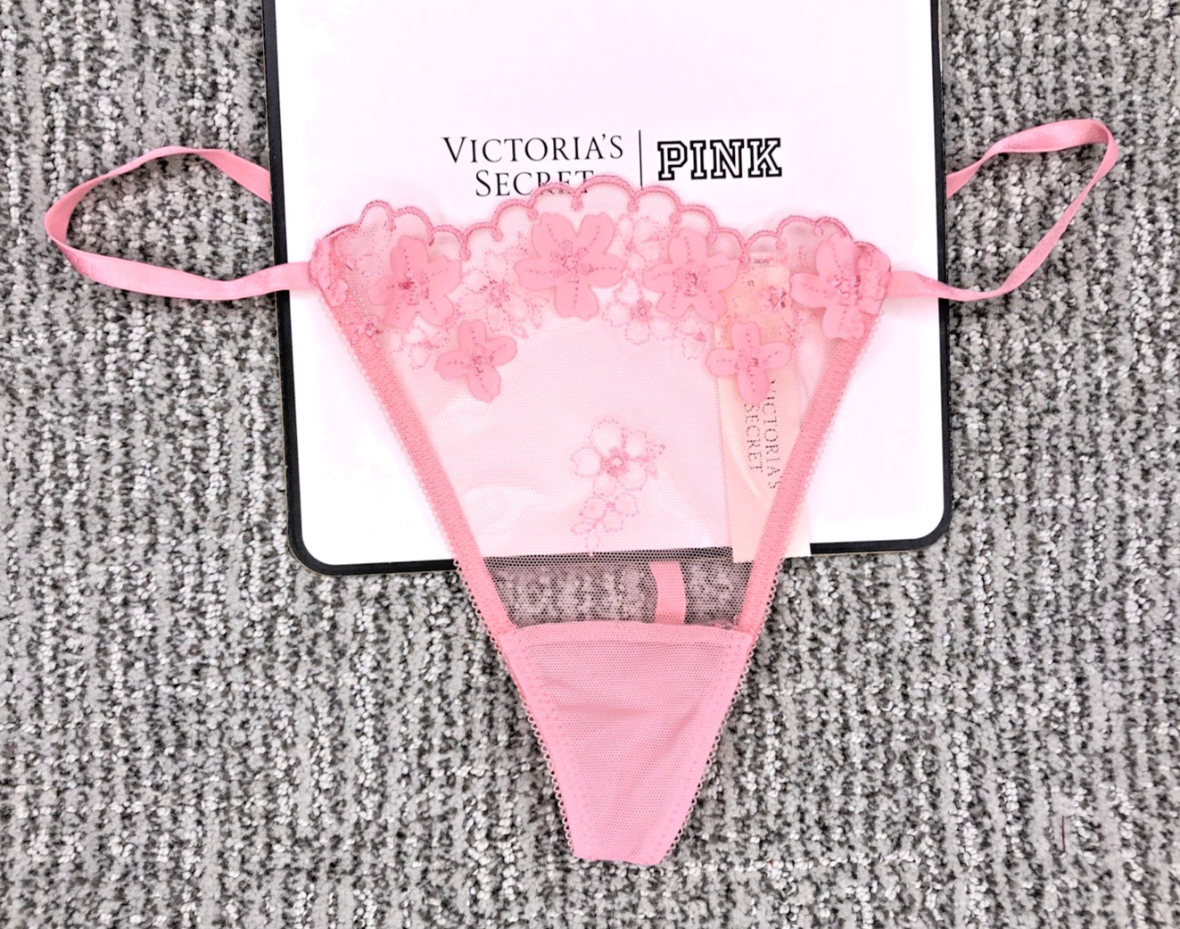 Victoria’s Secret Dream Angels NWT XL Pretty Petals Embroider V String Panty
