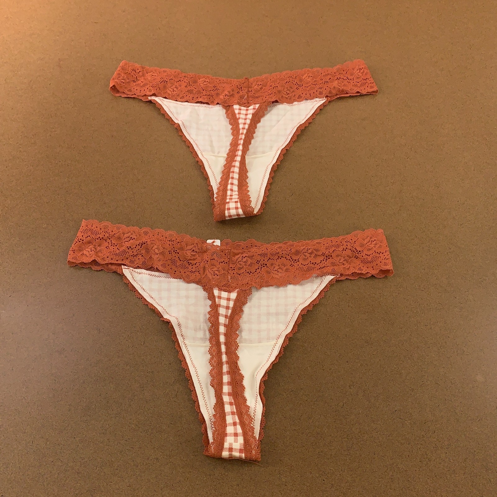 Maurices Womens Size Large Cinnamon Check Lace Trim Thong Panty 2 Pack NWT