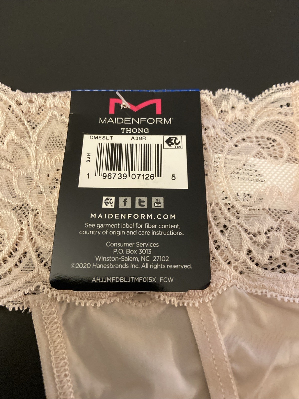 NEW! 2 PAIRS! MAIDENFORM PEACH THONG PANTIES W LACE / X-LARGE Size 8 / $26