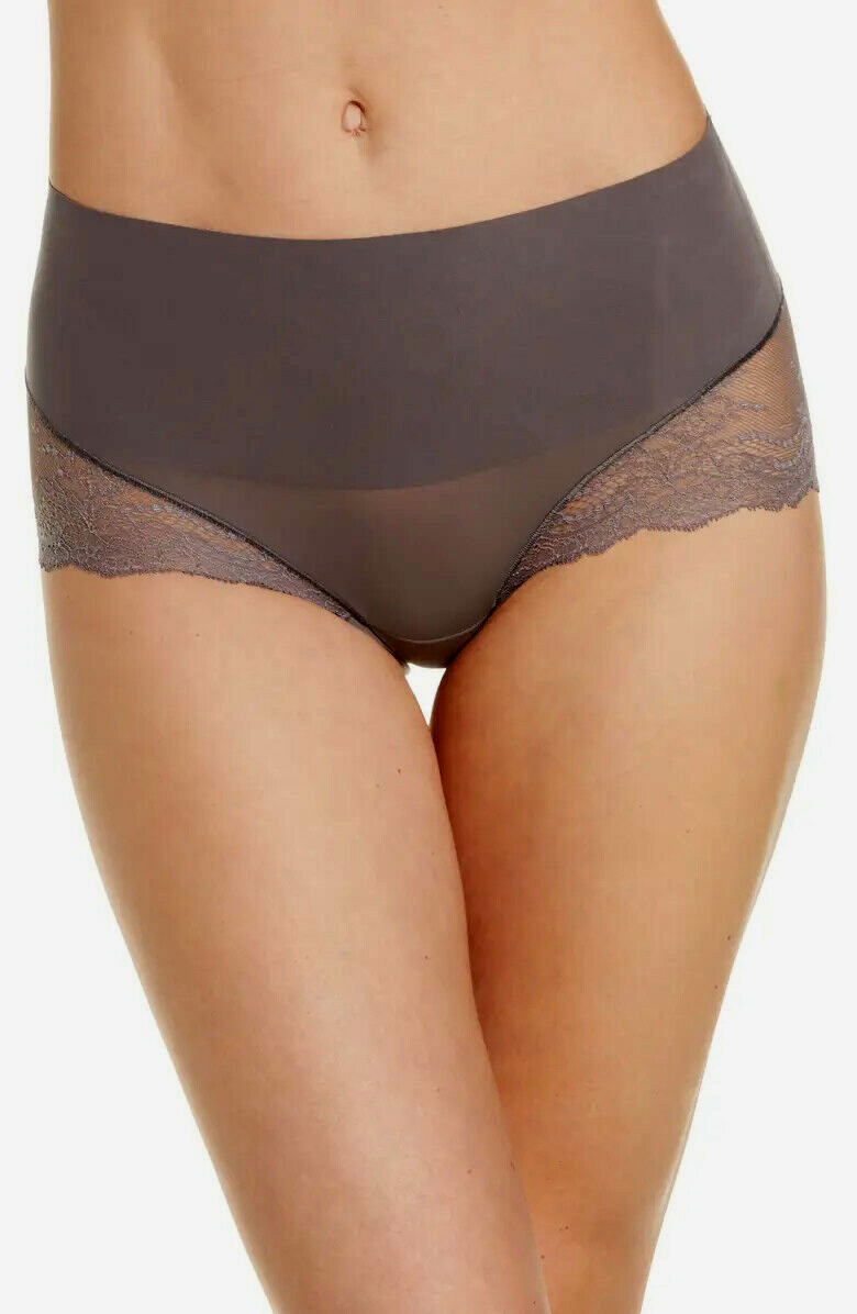 Spanx Undie-Tectable Lace Hipster Panty Sz S 14/10
