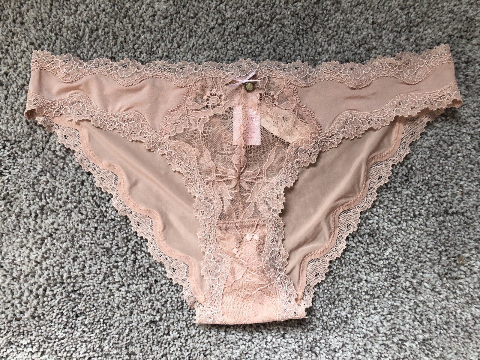 Victoria Secret Cheekini Petit Bikini Pantie Beige Rare original style Vintage S