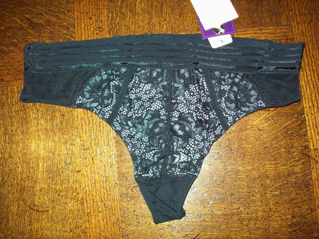 NWT SAKI SILVER 82% NYLON 18% SPANDEX THONG PANTIES w LACE 121086 BLK L